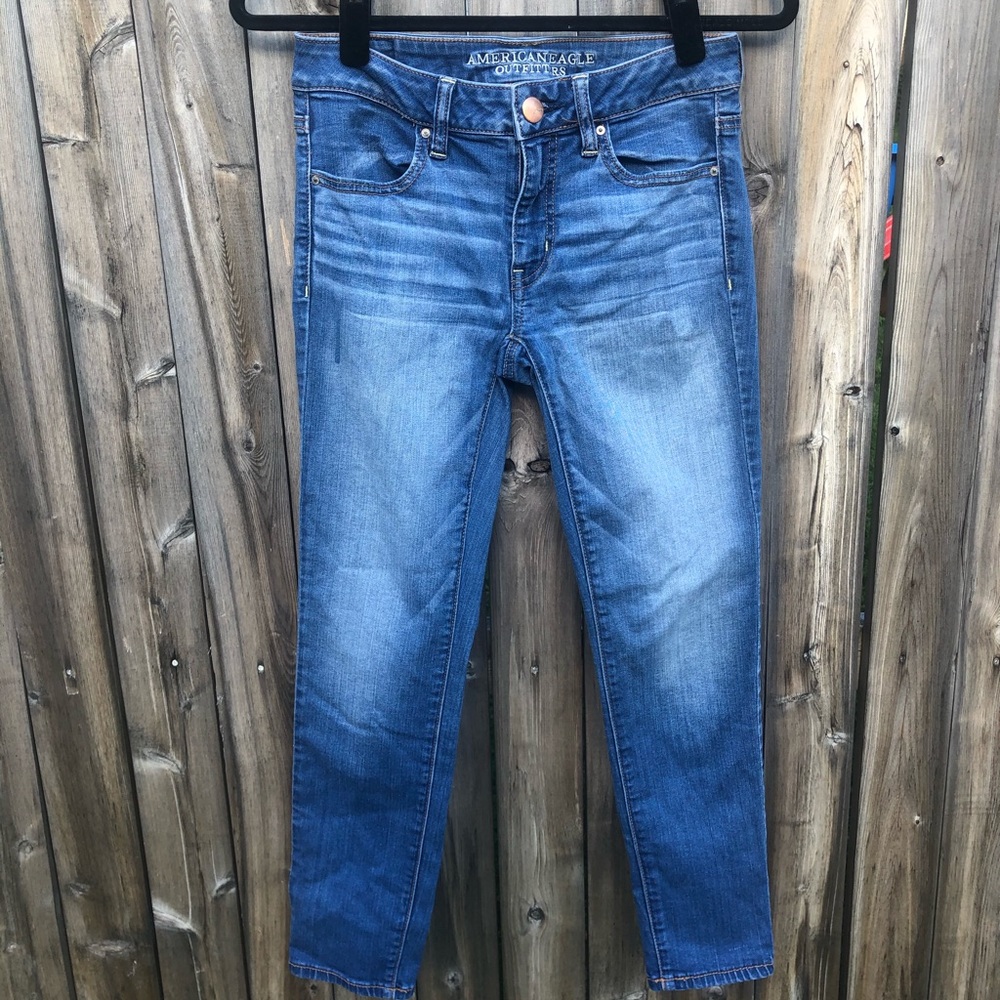American Eagle Cropped Jeans